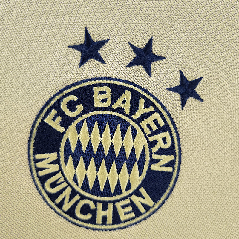 Bayern Munich 2004-2005 Away