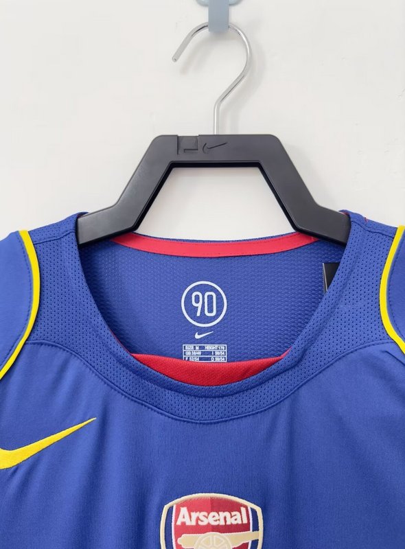 Arsenal 2004-2005 Away Retro
