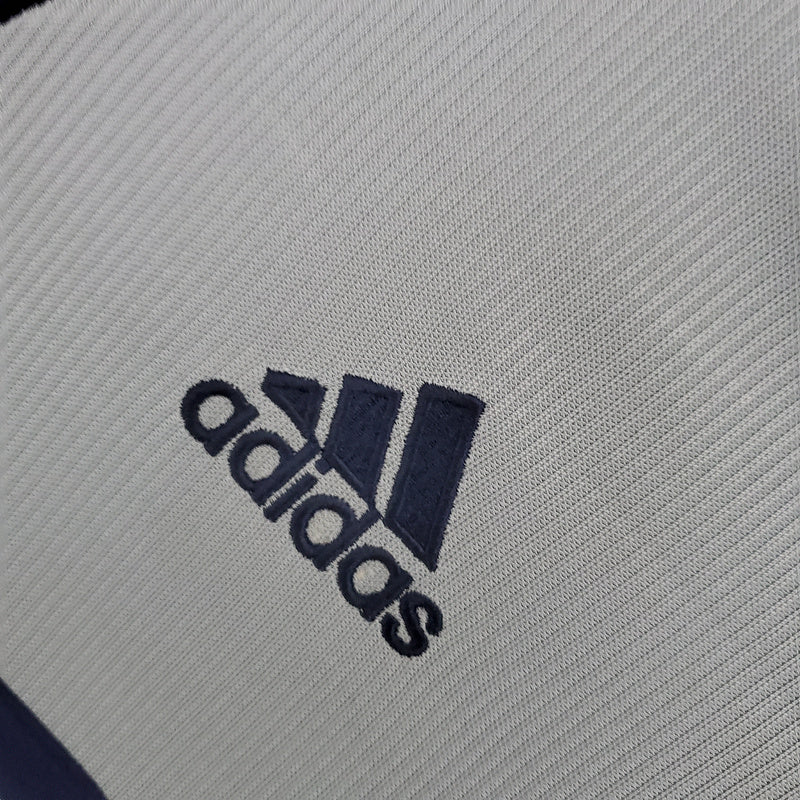 Bayern Munich 1998-1999 Away Retro