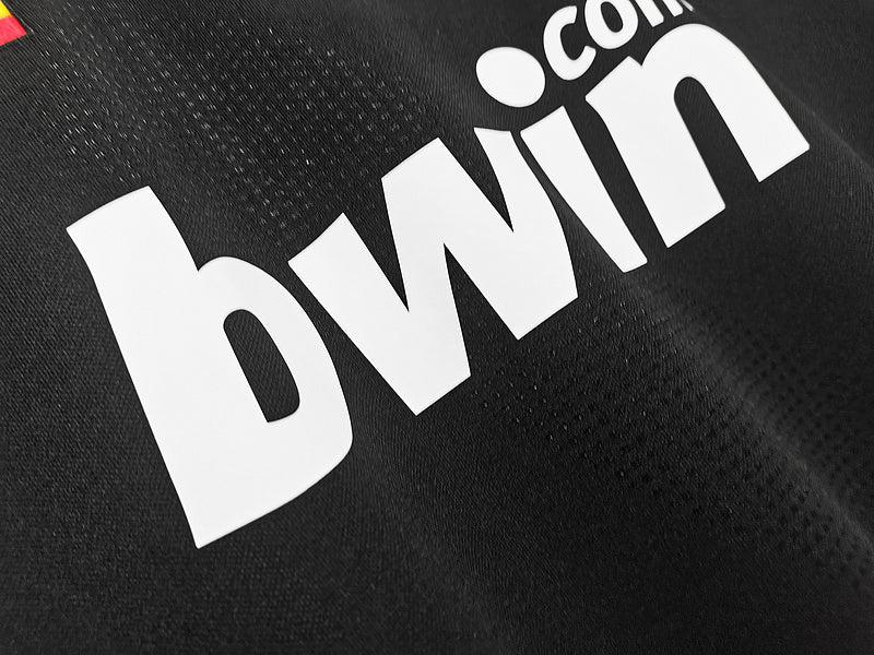 Real Madrid 2008-2009 Away Retro