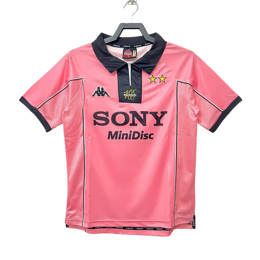 Juventus 1997-1998 Away Retro