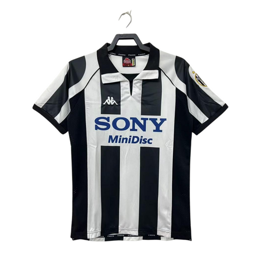 Juventus 1997-1998 Home Retro