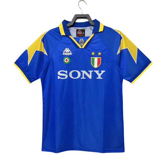 Juventus 1995-1996 Away Retro