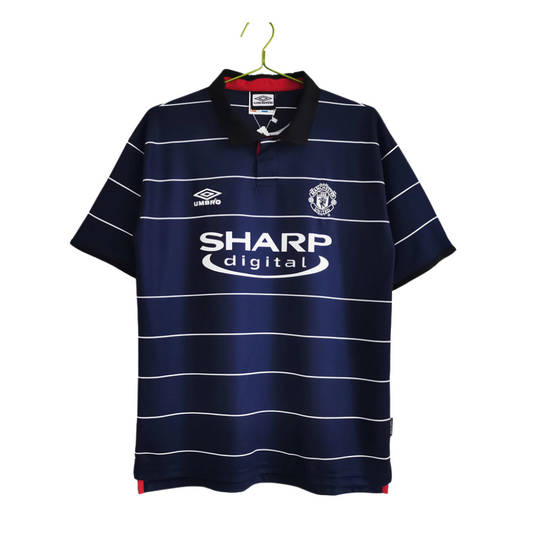 Manchester United 1999-2000 Away Retro