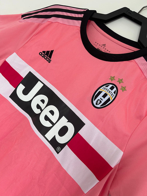 Juventus 2015-2016 Away Retro